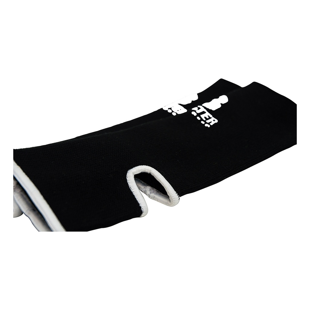 https://www.booster.be/pub/media/catalog/product/a/g/ag_thai_black_1_.jpg