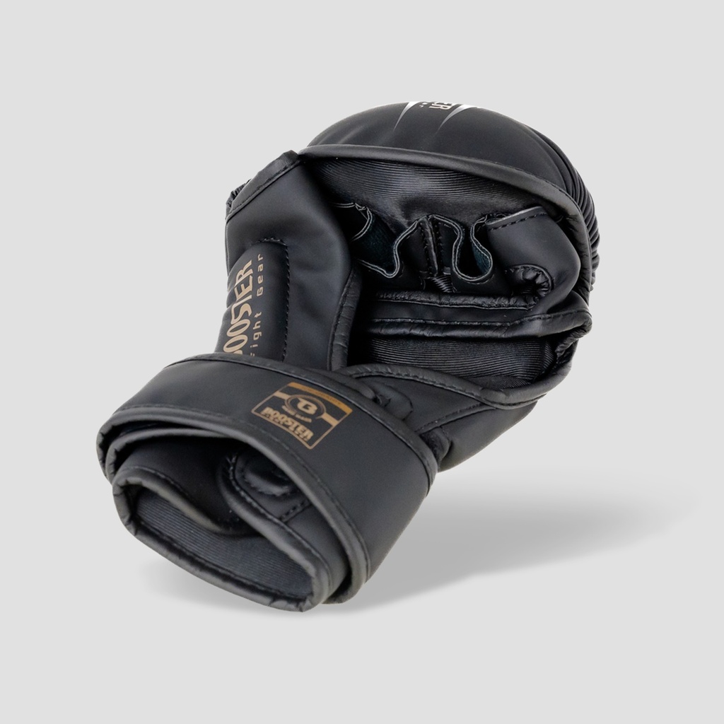 https://www.booster.be/pub/media/catalog/product/m/m/mma_sparring_2_.jpg