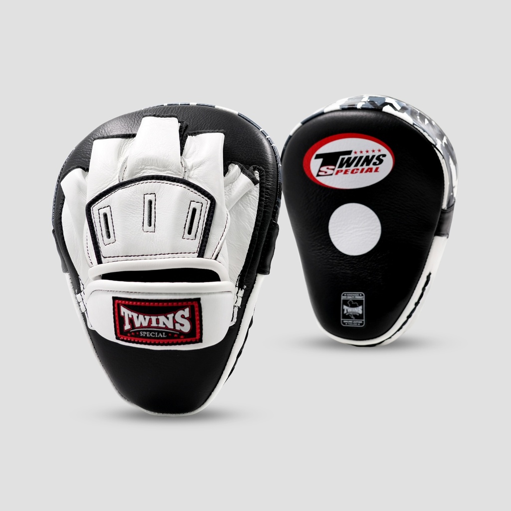 PML 10 BLACK/WHITE 